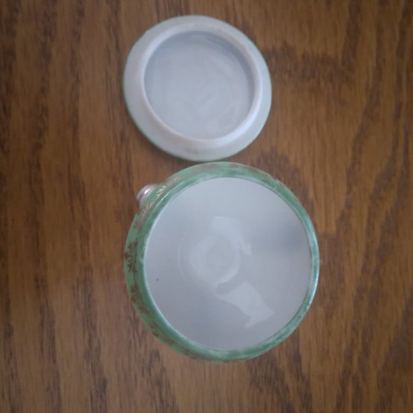 Trinket Box, Vintage, Footed, Guilded, Floral - Picture 2 of 8